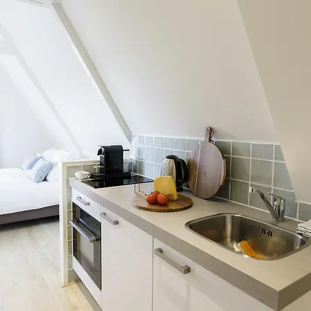 Parnassia Apartment *